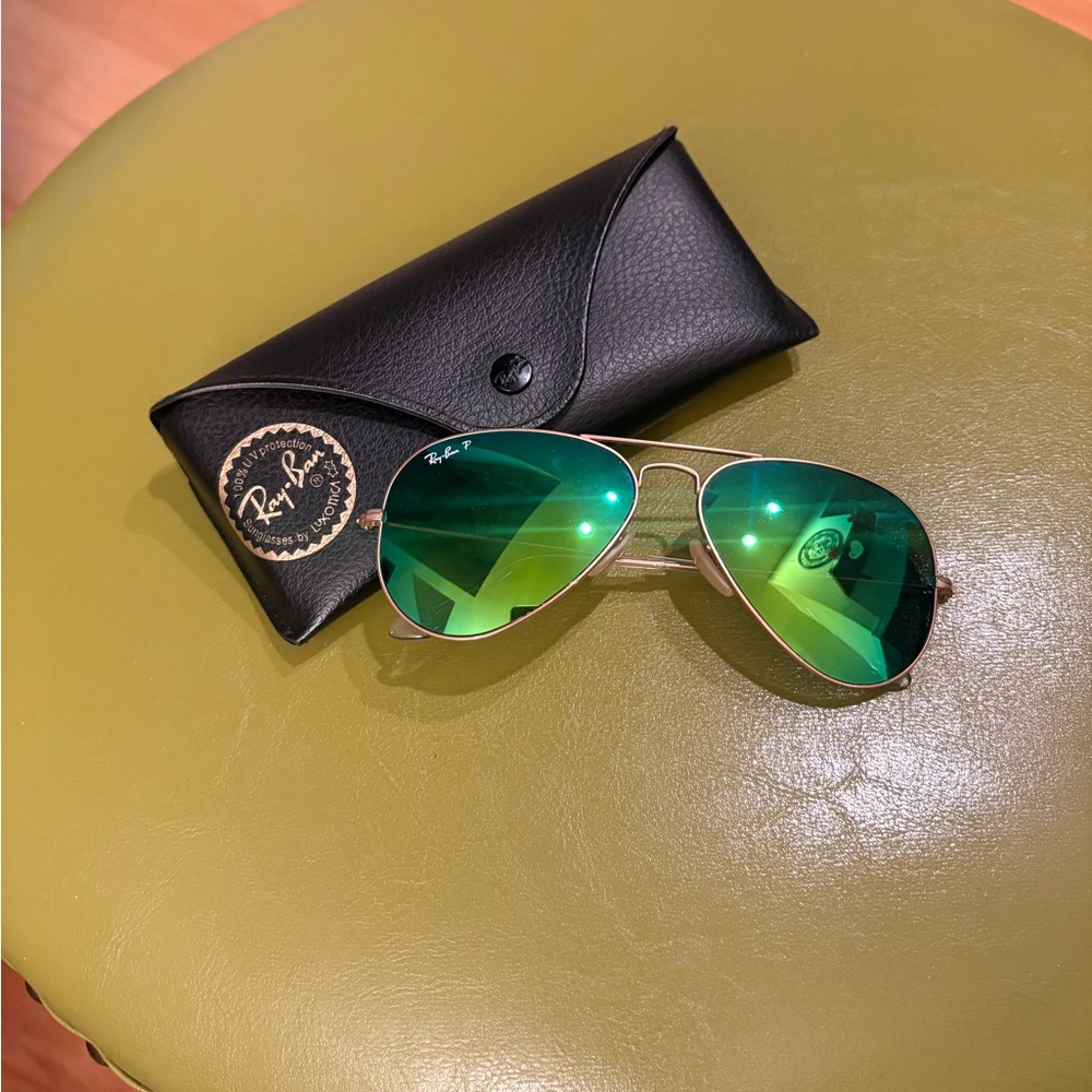 Ray-Ban Aviator Sunglasses with Emerald Lenses